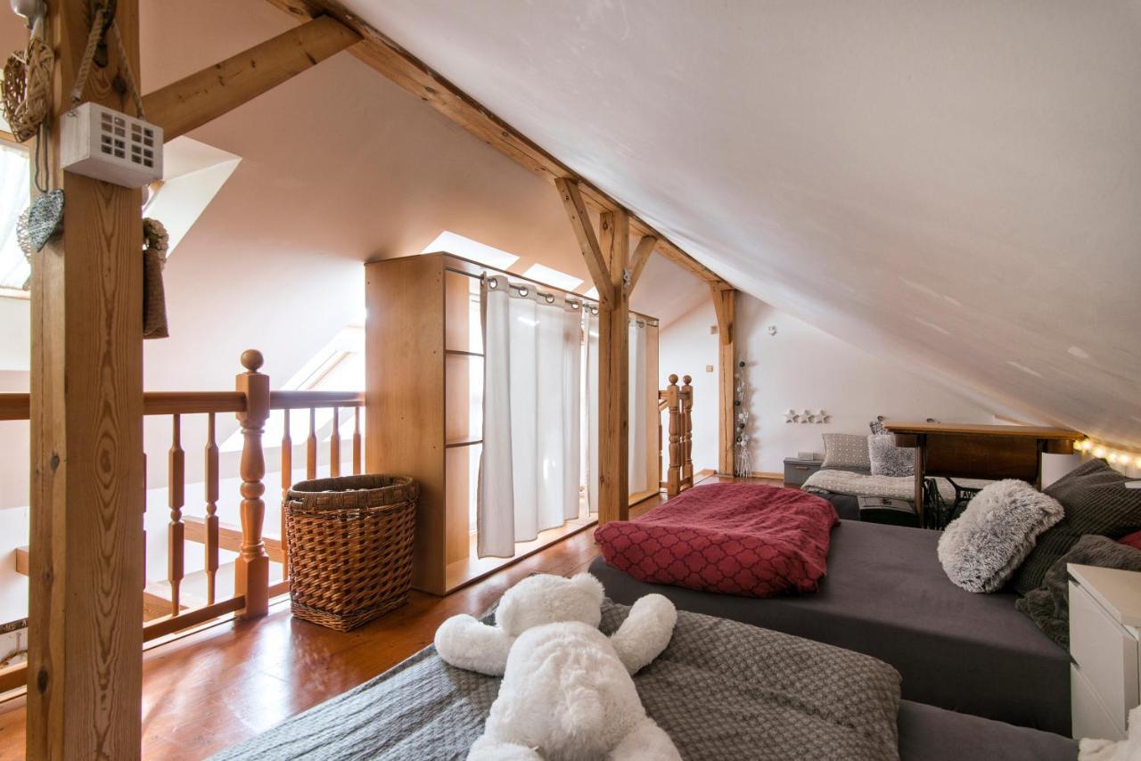 Apartment Neratovice Eksteriør bilde